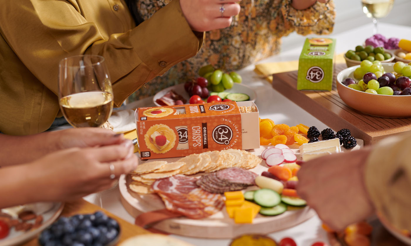 Sesame Crisp Crackers | 34 Degrees